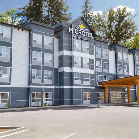 Microtel Inn & Suites By Wyndham Portage La Prairie Exterior photo