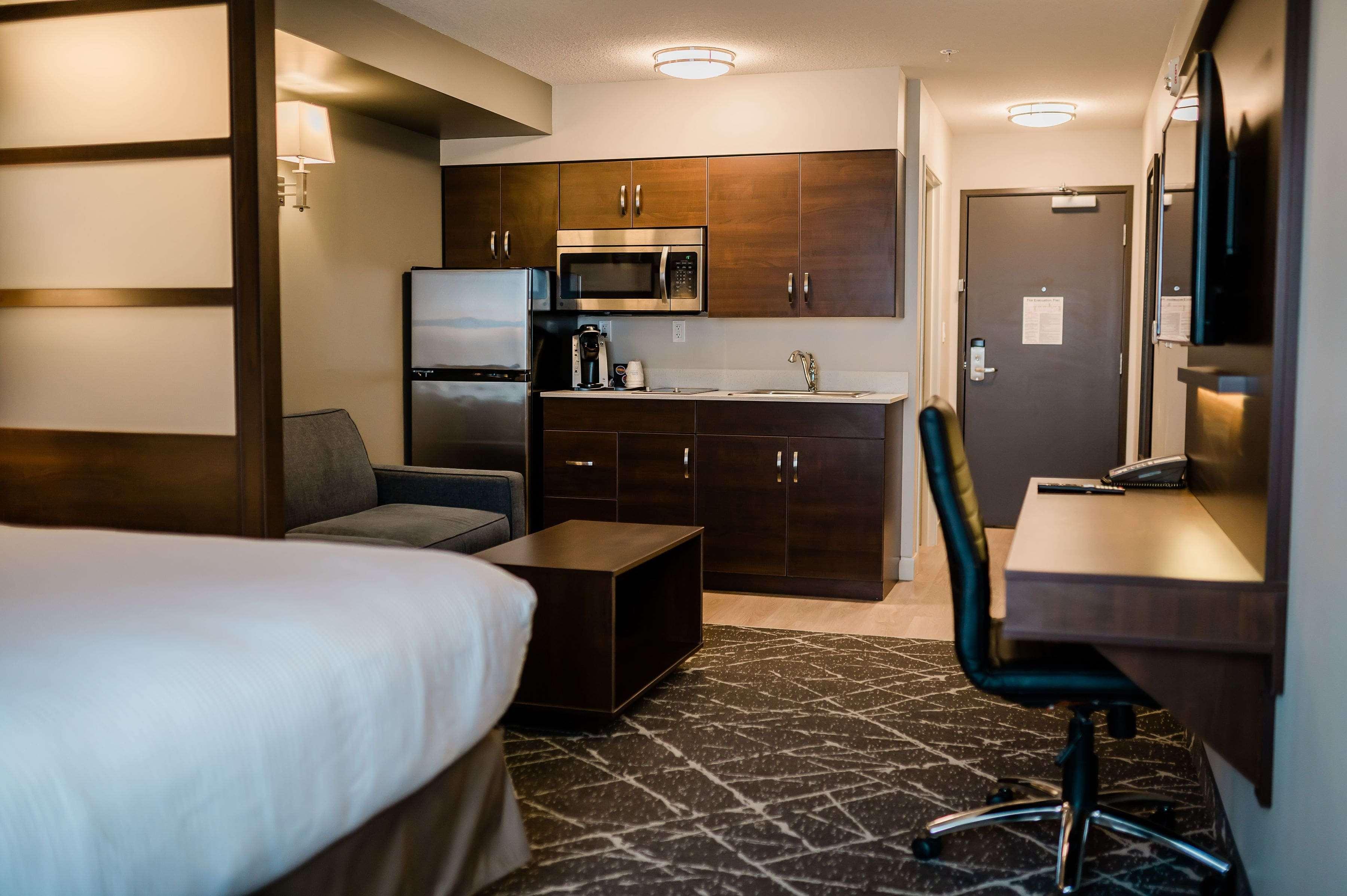 Microtel Inn & Suites By Wyndham Portage La Prairie Exterior photo