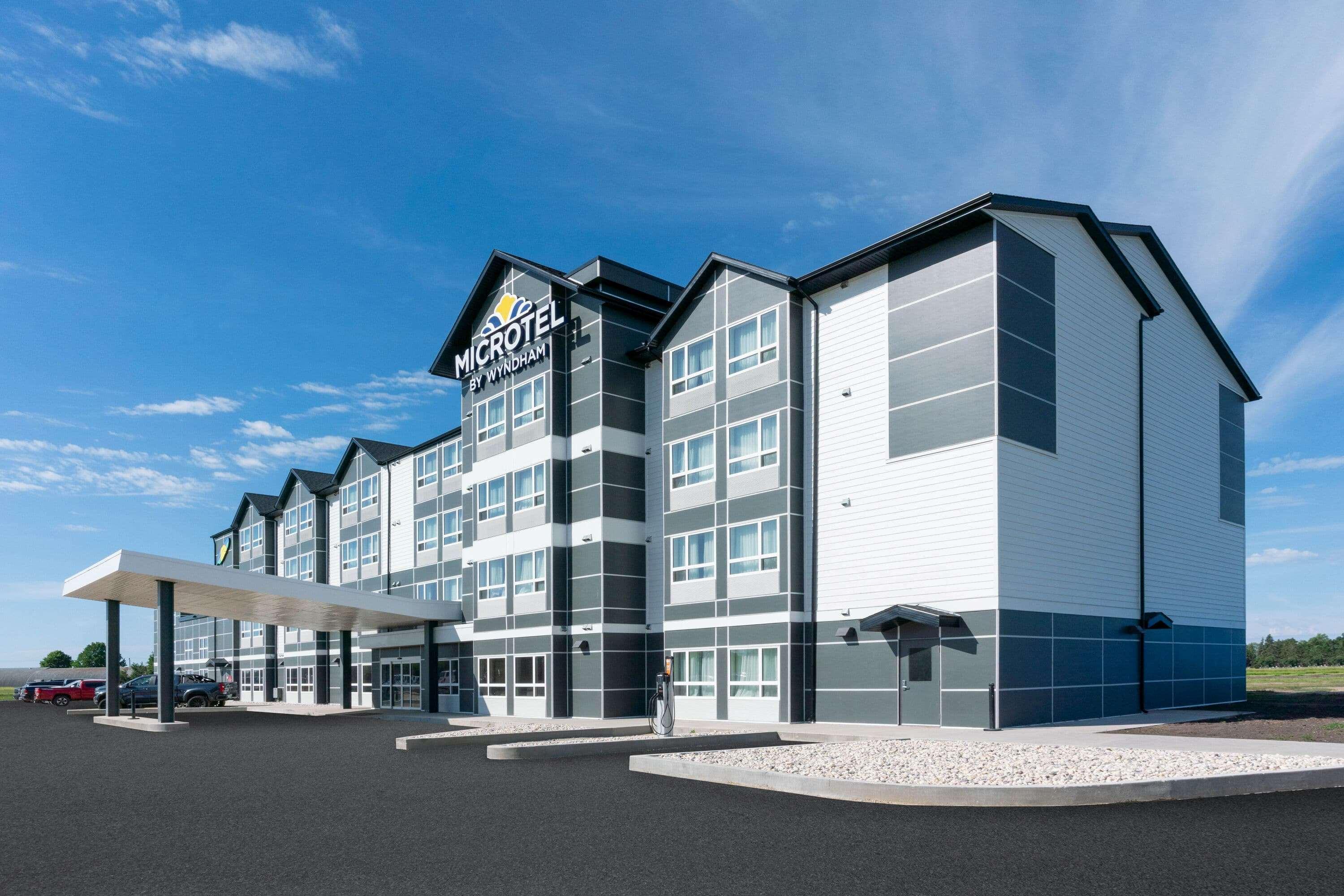 Microtel Inn & Suites By Wyndham Portage La Prairie Exterior photo