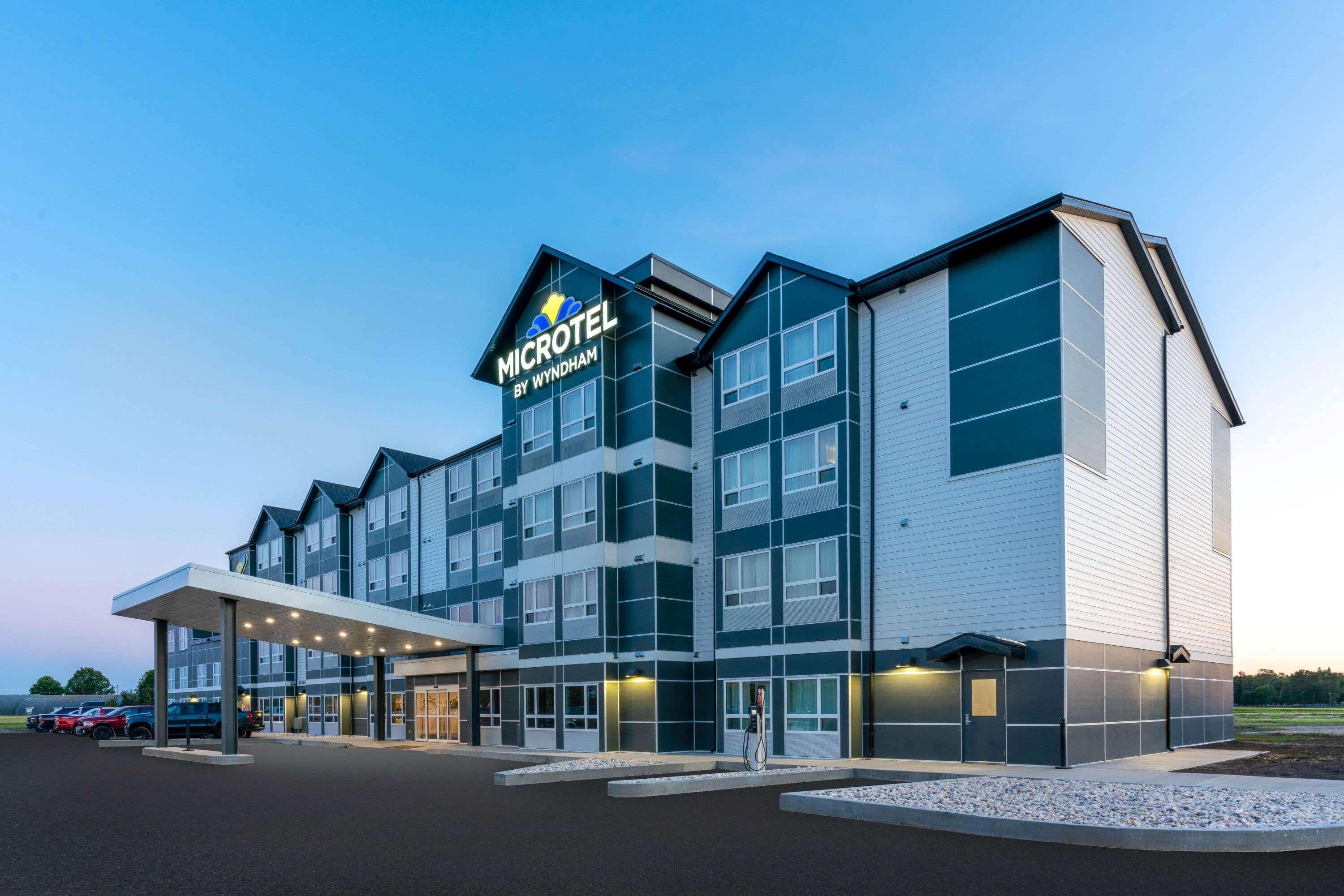 Microtel Inn & Suites By Wyndham Portage La Prairie Exterior photo